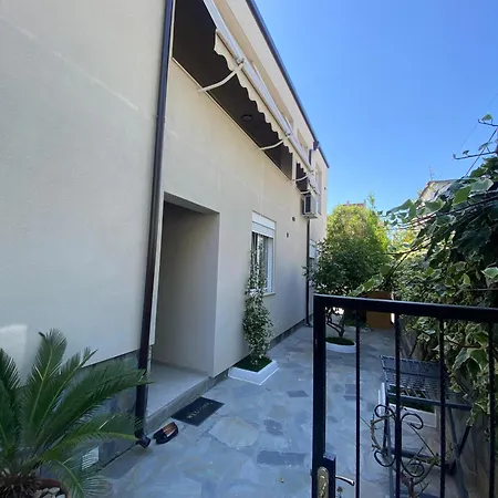 Patzoo Apartment
